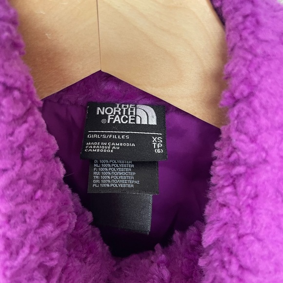 | The North Face | girls fleece jacket. Size XS. - Picture 2 of 3